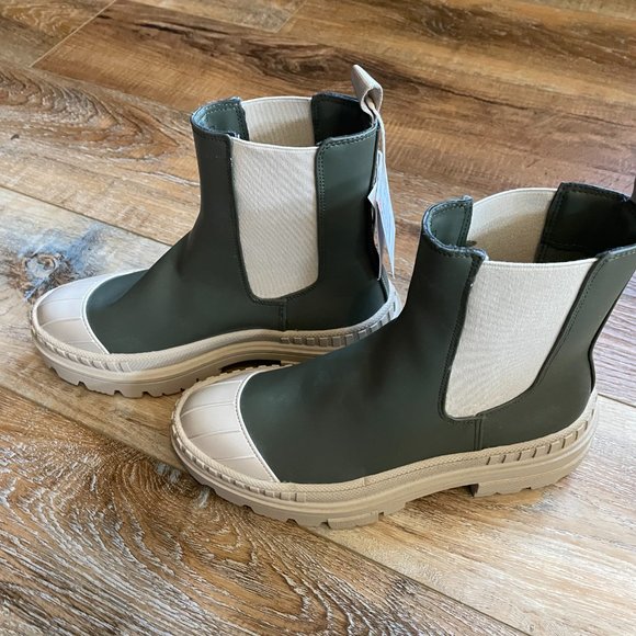 Stradivarius ankle wellie boot with contrast sole in khaki - Picture 5 of 7